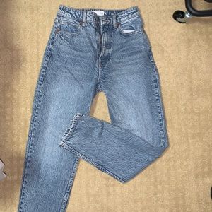 Zara High Wasted Jeans Size 24